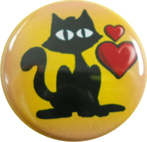 Katzen Button, schwarze Katze mit Herzen - zum Schließen ins Bild klicken